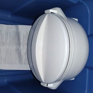 White Footed Non-slip Thermo Hot / Cold Casserole Dish / Serving Bowl with Lid